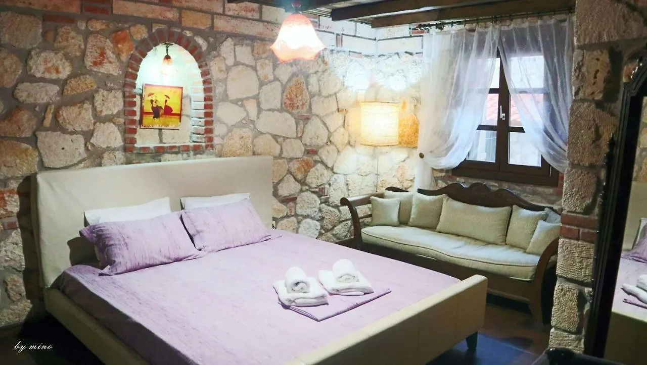 Villa Stone House Andromeda Psakoudia Griechenland