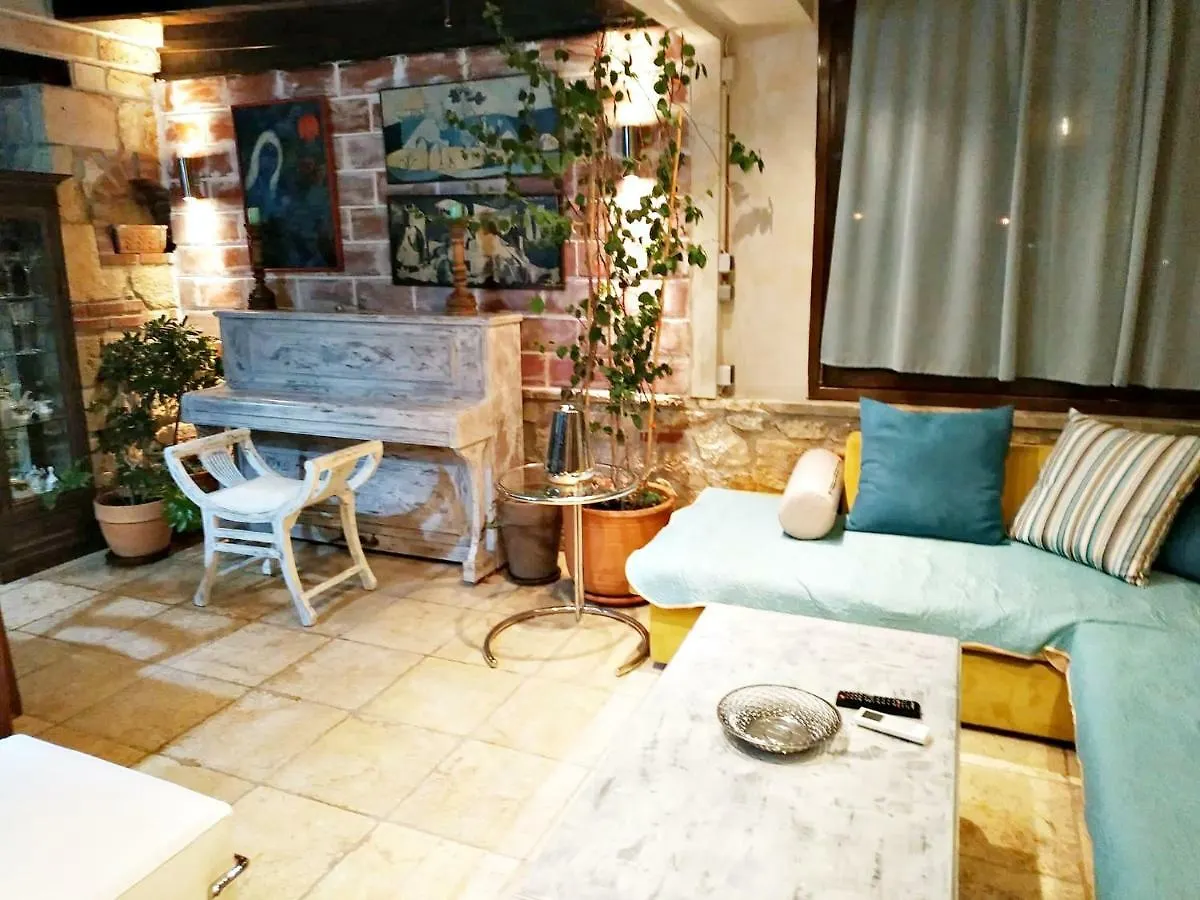 Villa Stone House Andromeda Psakoudia Griechenland